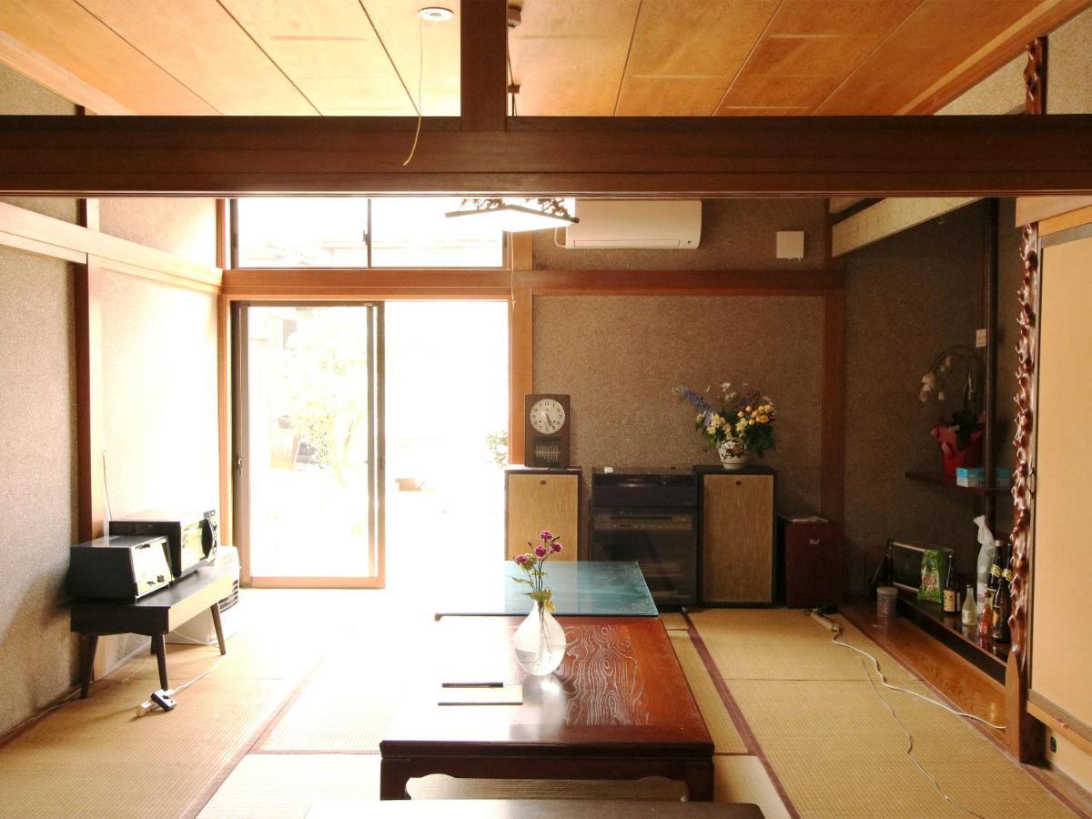 Guesthouse Karikakko Ogi Buitenkant foto